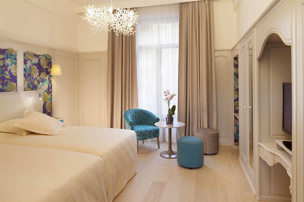 Hotel & Spa Oceania L'Univers Tours Exterior photo